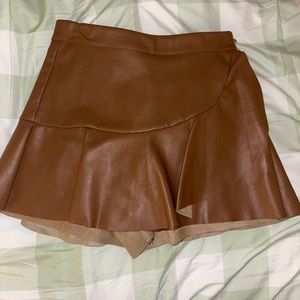 DO+BE Leather Skirt